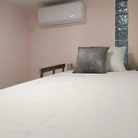 Casa Zoria Pensión *
