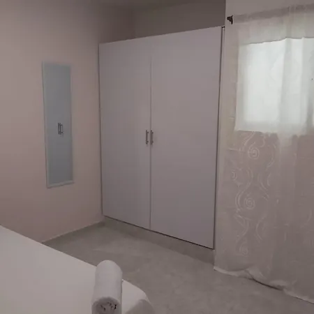 Pensión Casa Zoria *